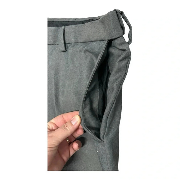 Haggar Gray Men’s Dress Pants 36x29 Polyester Blend - Picture 5 of 14